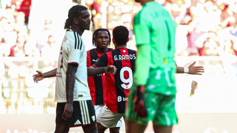 PRE-SEASON ENDS WITH A WIN: 4-2 AGAINST MANCHESTER UNITED